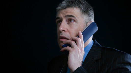 What Is the Safest Way to Answer Unknown Landline Calls? 